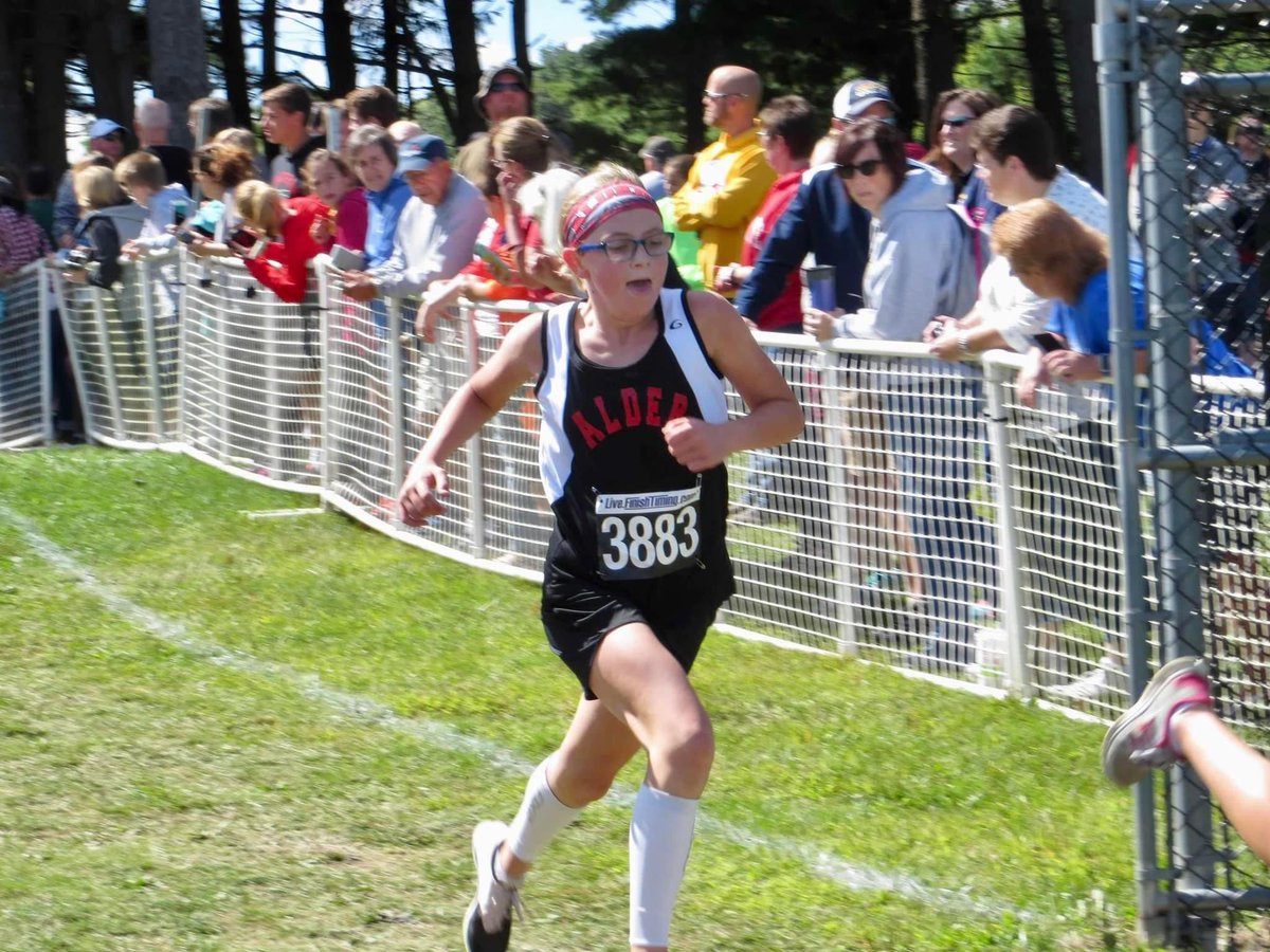 AlderTrack_XC's tweet photo. Senior Week: Then and Now
🔴⚫️ AVERY WYNK 🔴⚫️
Avery has run cross country since 7th grade.
Her favorite xc memory has been cross country camp 2021!
After graduation, Avery plans to attend college to major in civil/ environmental engineering.
#AlderXC
#GOALDER https://t.co/mfmRENHDXt