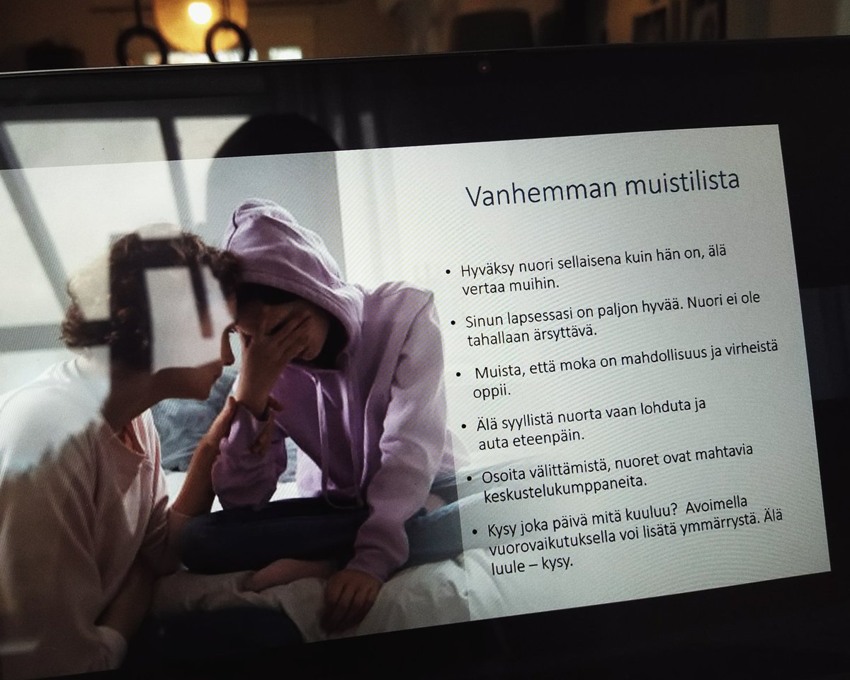 TeoPyykkn's tweet photo. Kuunteluoppilaana @FinFami_omaiset webinaarissa. Tärkeitä asioita kaikille vanhemmille
#mielenterveyspäivä https://t.co/LG0AP8CGZ7