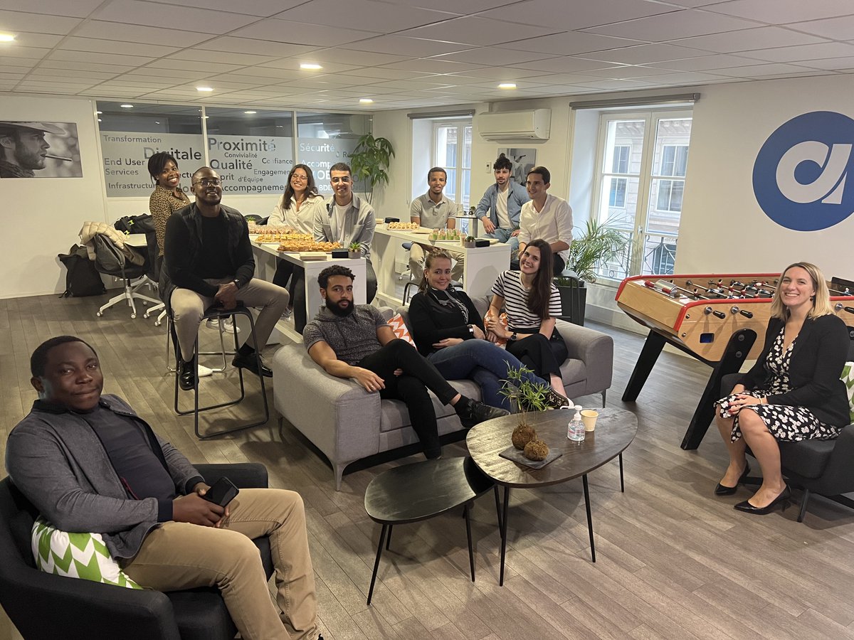 Arcatem's tweet photo. #ArcatemActus🧬 Quoi de mieux que de partager notre état d’esprIT lors de notre Welcome Aboard ❓ 
L’occasion pour nos https://t.co/88Cb2Hm0TA.s de faire leurs premiers pas dans la convivialITé et bonne humeur  autour de gourmandises salées et sucrées🚀
👉 https://t.co/UQtWNLUWWk https://t.co/GYVXzxzVlo