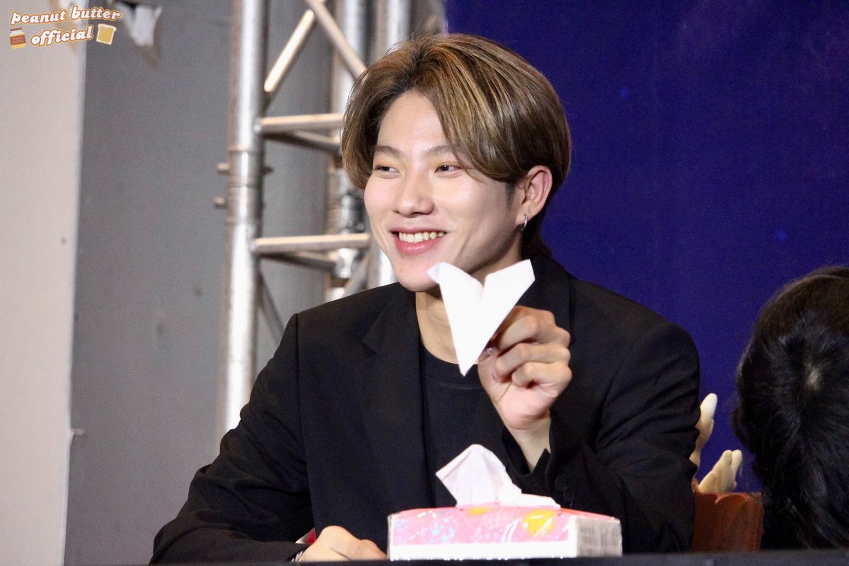 Peanutpofficial's tweet photo. Fly 🦋✨

#SevenStarsFirstFansign
#ExclusiveFANSIGN #KBeautyFestival2022  #SevenStarsTH #ppeanutp https://t.co/ns4s4GBl8o