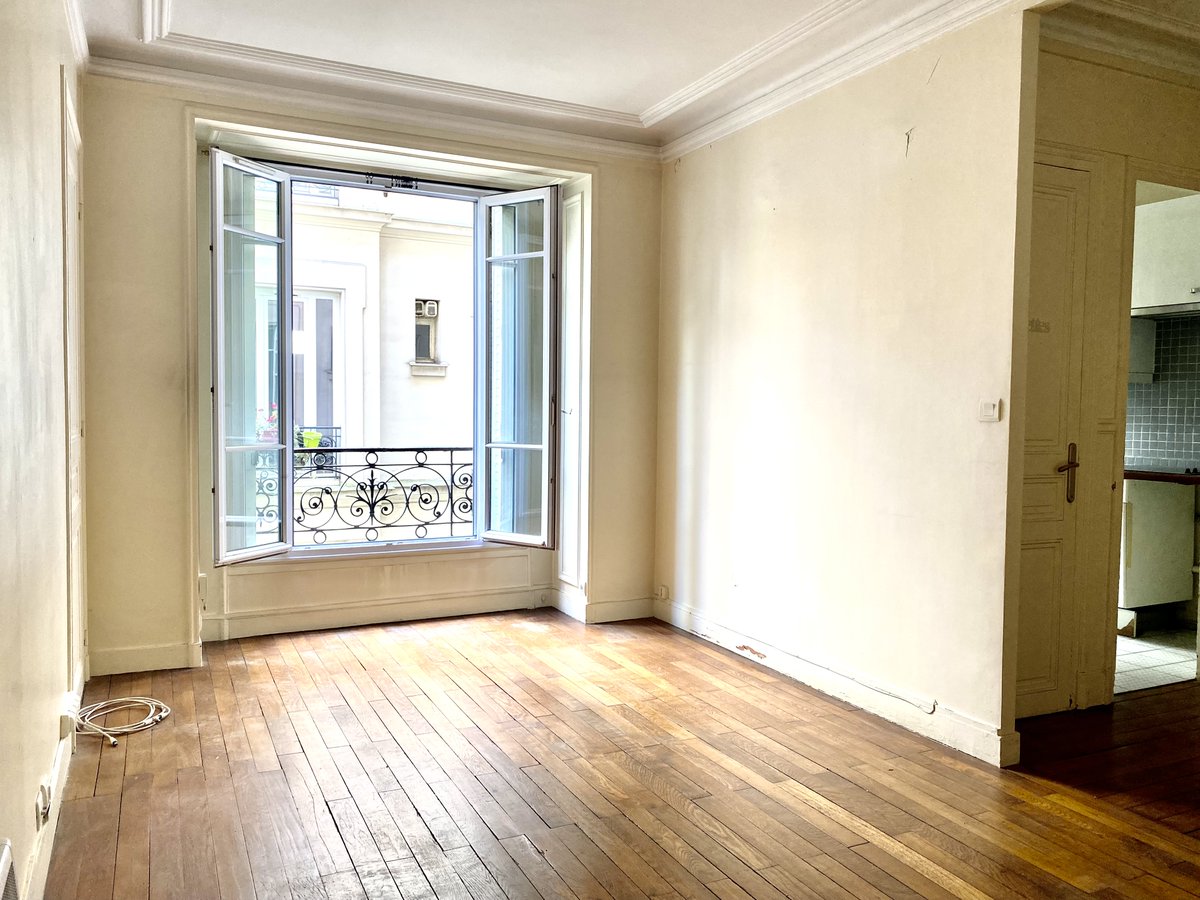 wiisdom_immo's tweet photo. VENDU - Paris 17e
#Appartement de 55m² d'un immeuble haussmannien

T3 calme vendu dans le cadre d'une #Succession 
Faites appel à Wiisdom pour vendre votre bien #immobilier pour le tarif fixe de 4990€

#vendu #paris #haussman #prixfixe #agenceimmobiliere https://t.co/EHdwvnVqfK