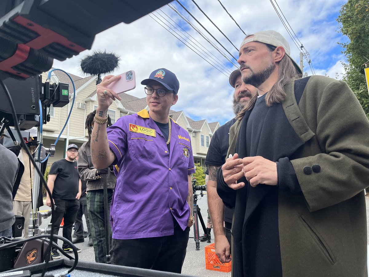 ThatKevinSmith's tweet photo. On Saturday, we went back to Quick Stop and made more @ClerksMovie - but this time, we did it... Logically.
Can’t wait to show you what we did! https://t.co/6w3nB2zjXD