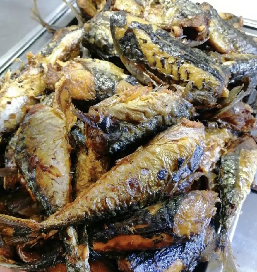 Ibrahim24544955's tweet photo. On a scale of 1-10 (highest), how much do you love Titus fish? 😋 https://t.co/xsaMemF5ex