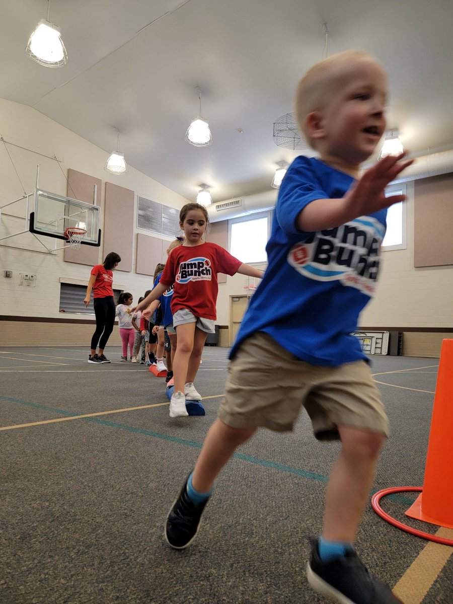 Jump_Bunch's tweet photo. Children are naturally active, craving fun engaging activities with friends as much as parents are craving a break! 
Make sure a JumpBunch class is part of your child's Fall schedule!💪  https://t.co/LqkZKA3lve 

#youthsports #kidsactivities #activitiesforkids #kidssports #sports https://t.co/EUdluBEvji