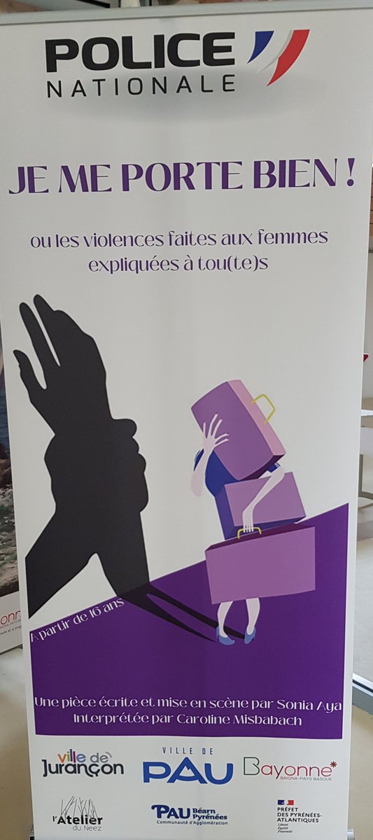 PoliceNat64's tweet photo. [#ViolencesConjugales]
VilleDeBayonne, aujourd'hui, lycéens , partenaires de prévention,  d'action sociale et 👮‍♂️👮‍♀️assistent à la représentation de la pièce  de théâtre "Je me porte bien" sur les #Violences faites aux femmes.
#ArrêtonsLesViolences https://t.co/bk4amdaQjv