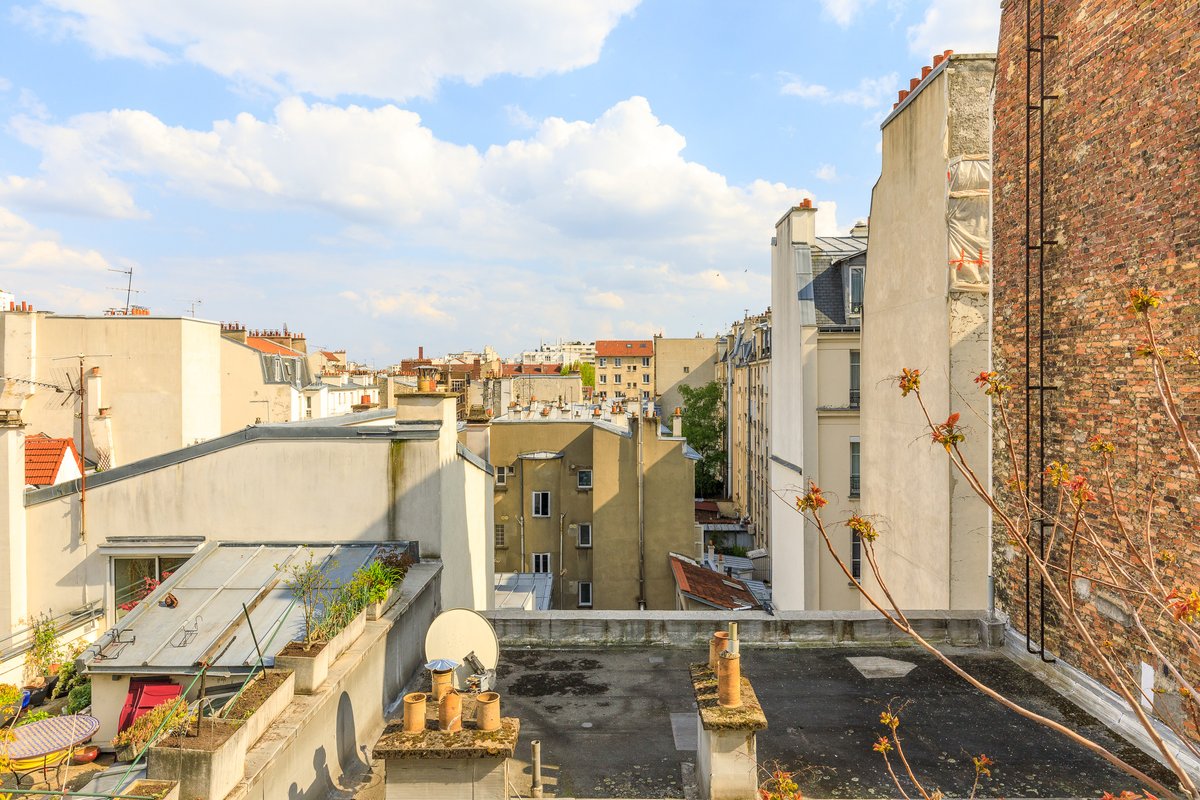 wiisdom_immo's tweet photo. VENDU - Paris 14e
#studio de 15m² au dernier étage d'une résidence de 1973

Calme, lumineux, avec vue dégagée et exposé Sud-Est

Profitez vous aussi des #honoraires #fixes Wiisdom pour vendre votre bien #immobilier !

#vendu #proptech #agence #paris https://t.co/C3ujpTrzIR