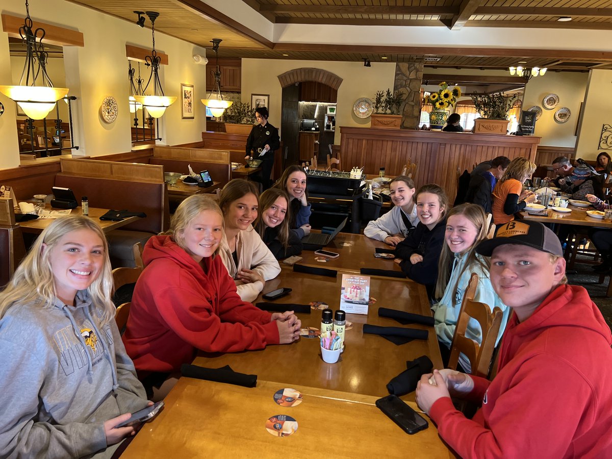 MPCGFBLA tweet media