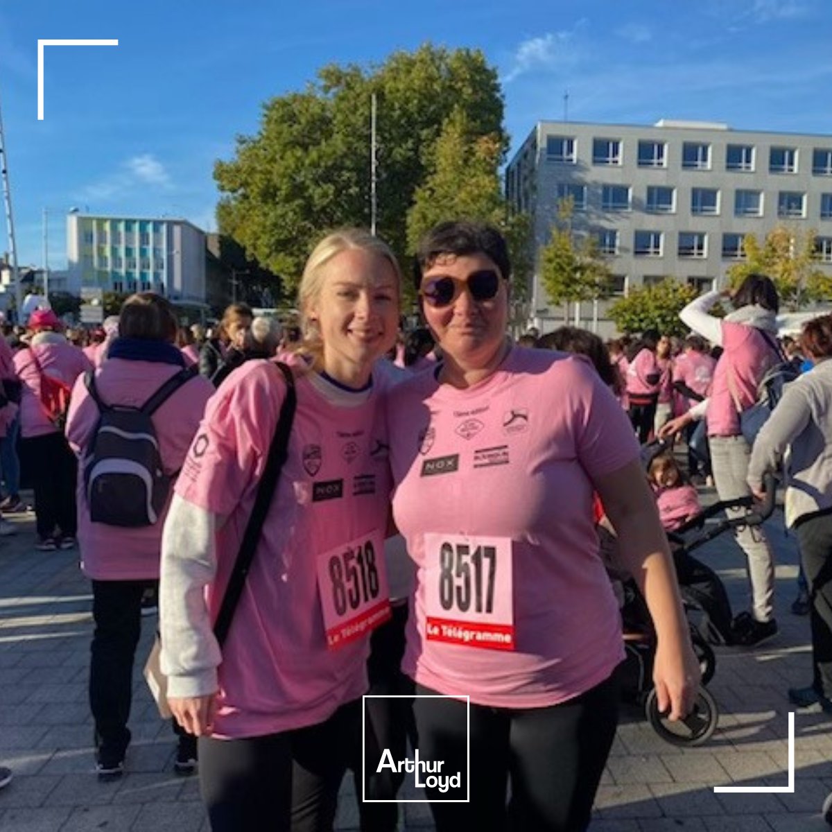 ArthurLoydBrest's tweet photo. || OCTOBRE ROSE ||

Ce dimanche nos deux collaboratrices de l’agence de Lorient ont participé à la 13e édition de la Lorientaise ! 
La bonne humeur et le soleil étaient au rendez-vous pour cet événement organisé pour lutter contre le cancer du sein. 

#Hautlesseins #jaimemesseins https://t.co/h78xrtacki