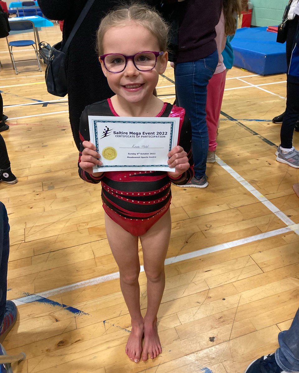 02michellec's tweet photo. First gymnastics competition and she didn’t fall over 😁 proud mum and dad! @toddy_11 https://t.co/vjAhPDHBAt
