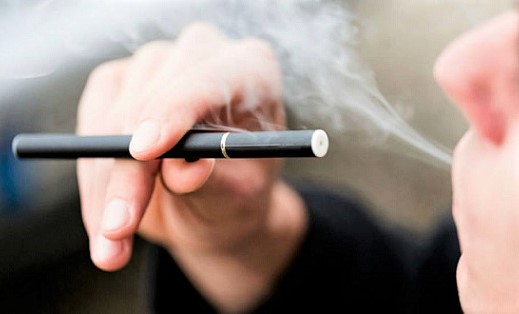 Las plataformas Facebook e Instagram son utilizada para promover cigarros electrónicos y calentadores de tabaco como herramientas “más saludables” o que “salvan vidas”, que contraviene la ley mexicana, denuncia Vital Strategie.
ow.ly/YSh450L5rtB