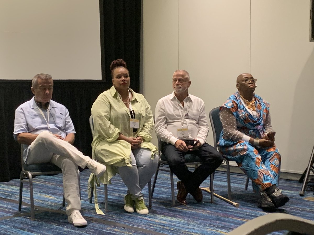 wshabazz's tweet photo. #theReunionProject #USCHA2022 workshop 50, 60 &amp; beyond #LTS #agingwithHIV https://t.co/XI2hzYfINW