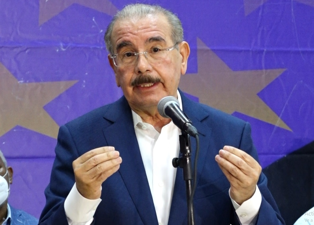 nuriapiera's tweet photo. Danilo Medina: “Yo no tengo dudas de que el PLD va ganar las próximas elecciones” https://t.co/gQHGhl6JsR #NDigital https://t.co/vhyTevgxM3