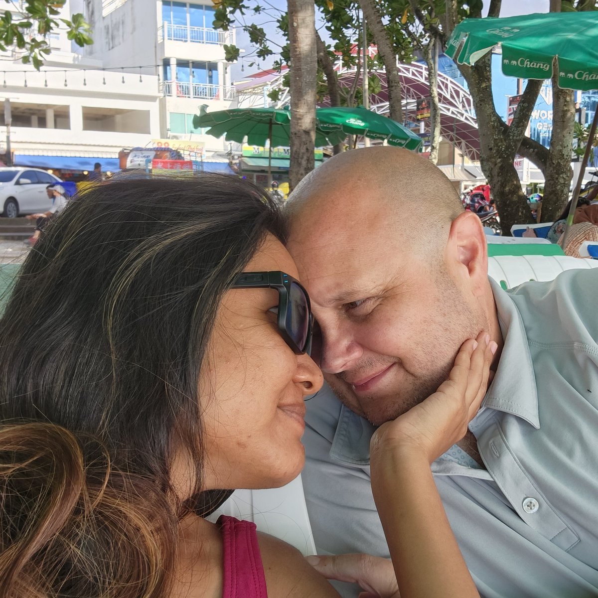 CoderB3's tweet image. #mondaymotivation is to be with her more often.  #lifegoals