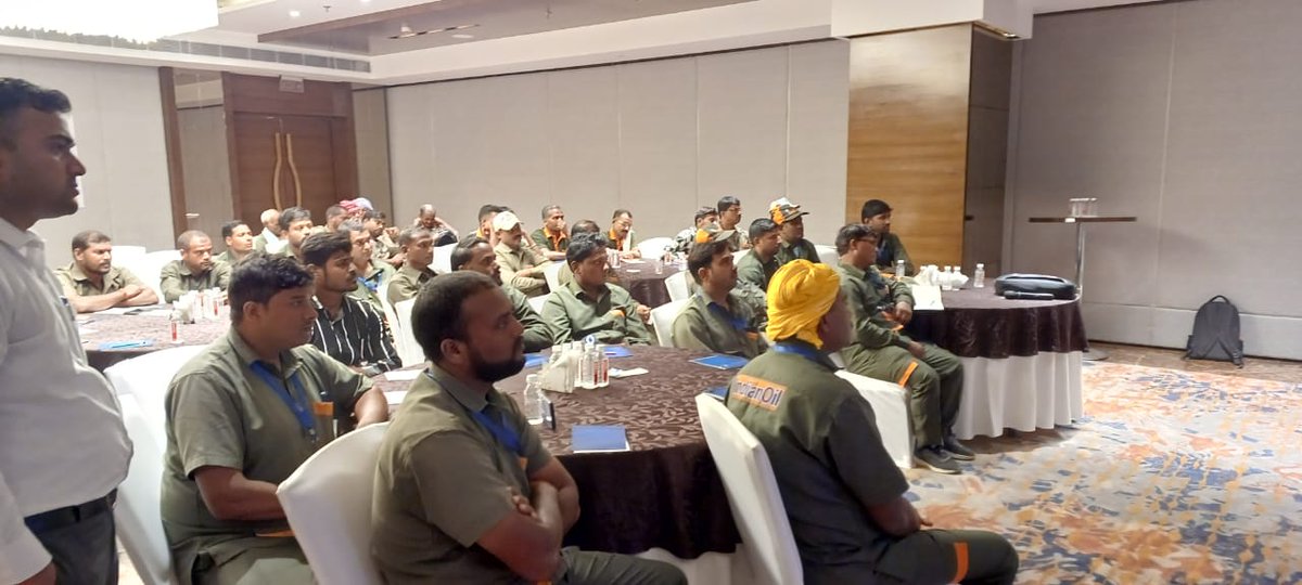 @GorakhpurIndaneDO (@gorakhpurindane) on Twitter photo Delivery men training was launched under Gorakhpur IDO in presence of Sh Mukesh Kumar , DLSH, GIDO regarding behavioral skill and business conduct. On first day total 40 delivery men were trained by M/s On Road Solutions. <a href="/IOCL_UP/">IOCL Uttar Pradesh</a> <a href="/SanjivKakkar3/">Sanjiv Kakkar</a> <a href="/thakurkm007/">Krishna Mohan Thakur</a> Delivery men training was launched under Gorakhpur IDO in presence of Sh Mukesh Kumar , DLSH, GIDO regarding behavioral skill and business conduct. On first day total 40 delivery men were trained by M/s On Road Solutions. <a href="/IOCL_UP/">IOCL Uttar Pradesh</a> <a href="/SanjivKakkar3/">Sanjiv Kakkar</a> <a href="/thakurkm007/">Krishna Mohan Thakur</a>