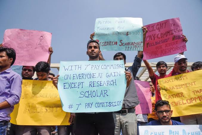 Jithi_mundakkal's tweet photo. #Hike_In_Fellowship_22
#research
#PhD
#saveResearch
@IndiaDST @PrinSciAdvGoI @rashtrapatibhvn @PMOIndia @ugc_india @AIRSAIndia @aajtak @htTweets @BBCHindi @TimesNow @ZeeNews
#UnderPay https://t.co/92ifGHln1d