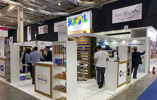 YouConomy's tweet photo. Uma das maiores feiras internacionais para a indústria de base do setor calçadista, a Lineapelle/Simac Tanning Tech, deve gerar mais de US $4,7 milhões para as empresas brasileiras participantes. https://t.co/HAb5VoDhzn