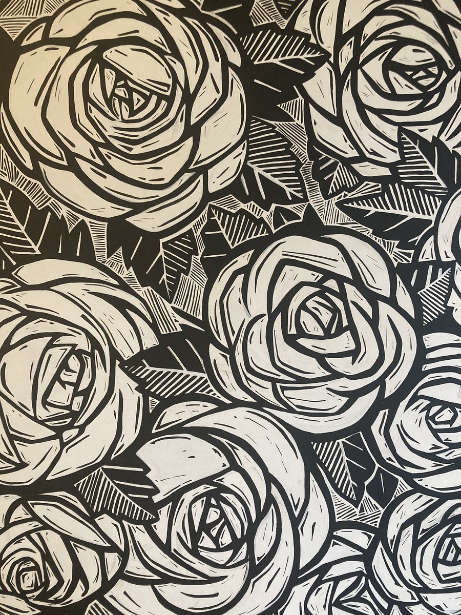 Using #artober2022 as a good excuse to finish my painting based on a black ink tattoo🌹