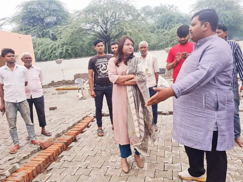 dprokiran's tweet photo. आदरणीय जिलाधिकारी महोदय के निर्देश के क्रम में आज प्रातः 9:00 बजे विकासखंड नौहझील की ग्राम पंचायत नौझील,मीरपुर एवं सुरीर बिजाउ में साफ सफाई,पंचायत सचिवालय,सामुदायिक शौचालय एवं ग्राम पंचायत के कार्यों का औचक निरीक्षण किया ll 
 #CMYogi  #SBM #स्वच्छभारतअभियान  #पंचायतीराज_निदेशालय https://t.co/ijWbQpdjla