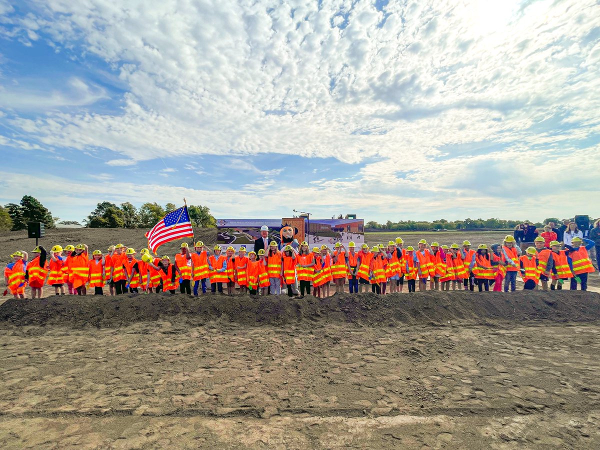 BuildHCI's tweet photo. The dust has settled and it's time to get to work on the New Preschool/Elementary School for Beatrice Public Schools. Many thanks to the partners that have worked hard to make this project come to fruition!
.
.
.
#buildhci #hausmann #groundbreaking #beatrice #bps https://t.co/5eseeDylu4