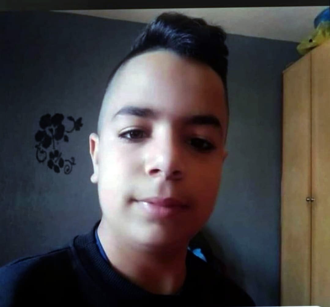 FatimaAlMasry5's tweet photo. .@DCIPalestine confirmed Mahmoud Mohammad Khalil Samoudi, 12, died today after Israeli forces shot him with live ammo in the abdomen on September 28. 

Mahmoud is the 27th Palestinian child shot dead by Israeli forces in the occupied West Bank this year. https://t.co/bpch4Z5lF9 https://t.co/wTHdrtxEEG