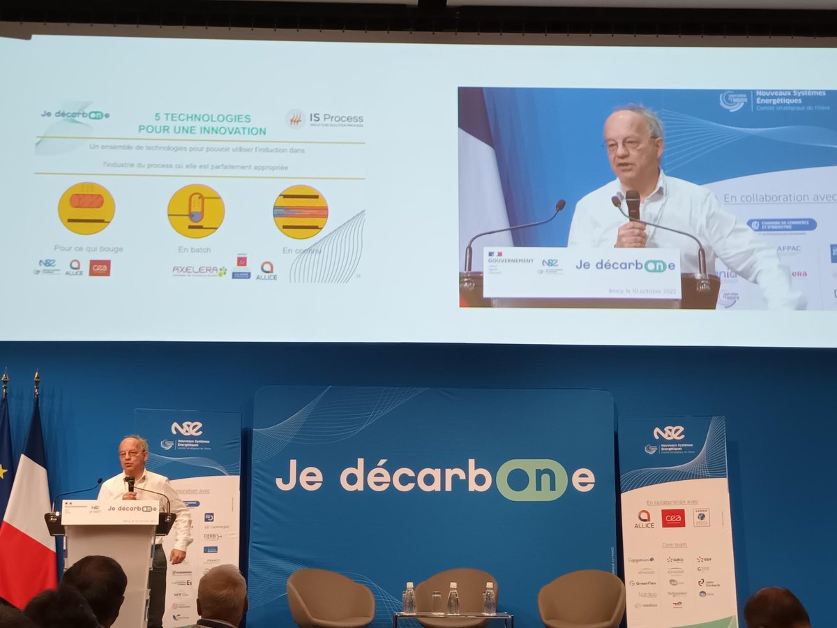 axelera_pole's tweet photo. [JE DÉCARBONE 🍃] Très fiers d'être aujourd'hui présents à la rencontre nationale des #industriels de la #décarbonation où 3 de nos adhérents, @ergosup, #Hevatech et #IDpartners ont pitché leurs solutions de décarbonation devant des centaines de professionnels du secteur ! https://t.co/n5J2Sk5dp2