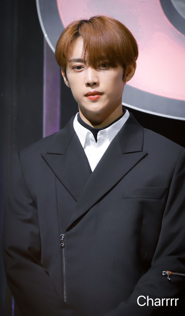 Charrrr999's tweet photo. 221008 Sunwoo tma Red Carpet

✨

#더보이즈 #THEBOYZ #선우 #SUNWOO https://t.co/WAWgV6E9Bu