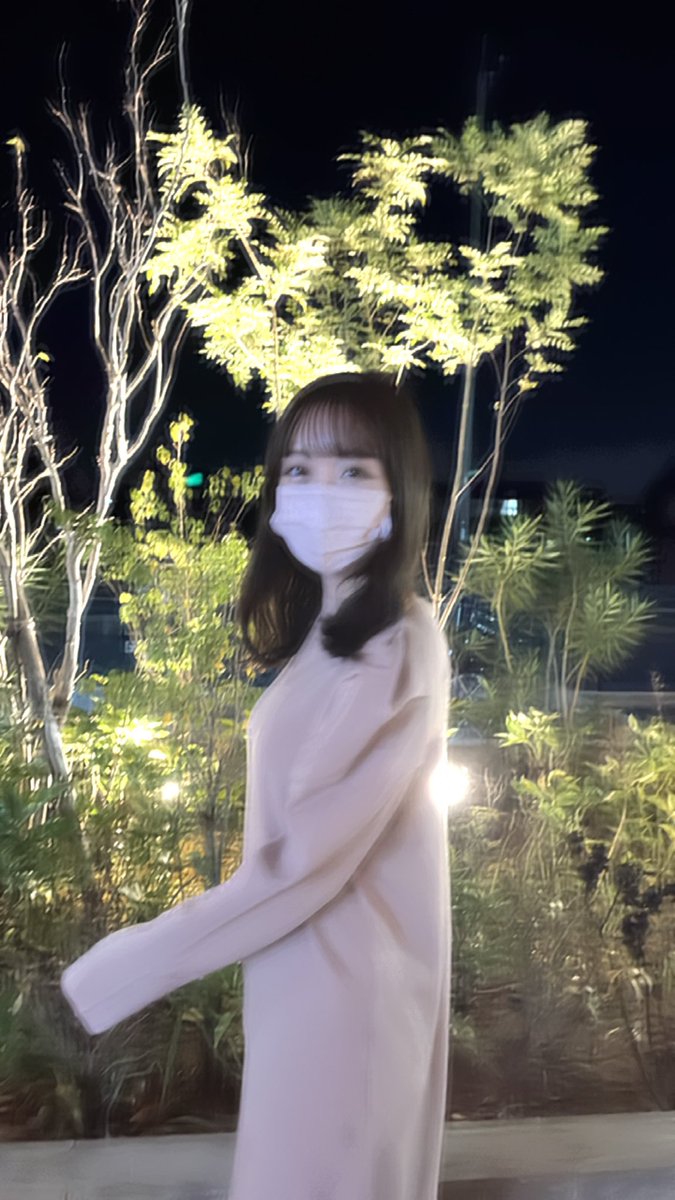 去年の今頃の写真です
最近寒いからもう寝るときは毛布が必須です😖てことでおやすみなさいです