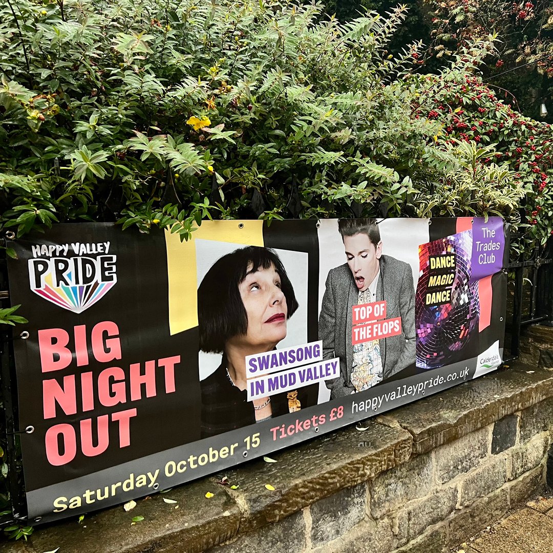 🎉 Beat those Monday blues, treat yourself to a ticket to our BIG NIGHT OUT THIS SATURDAY @thetradesclub! We've got TOP OF THE FLOPS with @GeorgeBourgeois & @matthewpoxon, Sue Frumin 'Swansong in Mud Valley' & Dance Magic Dance with DJ Red Helen. 🎟 bit.ly/3fq7Jrp