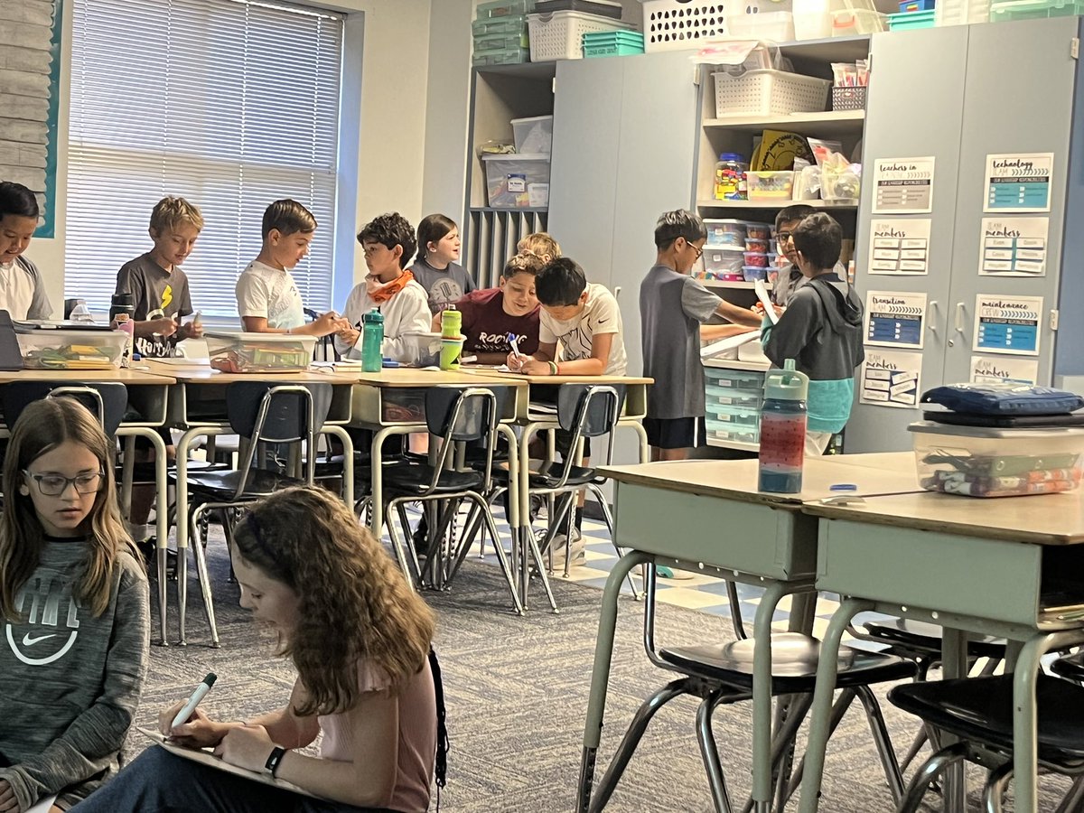 LSE_Elliott's tweet image. Using the Four Corners strategy from @lead4ward to make math test review a little more fun! @KISDMathSquad #MathKISDMonthlyChallenge @LoneStarElem