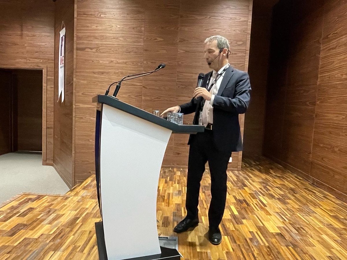 VahapMunyar's tweet photo. • II.İMES Ekonomi Zirvesi…
• İMES OSB ve Dünya Gazetesi’nin düzenlediği zirve Bilişim Vadisi’nde gerçekleşiyor.
• Prof. Erhan Aslanoğlu, Prof. Ahmet Kasım Han ve Şeref Oğuz konuşuyor. https://t.co/RsaFORE9r7
