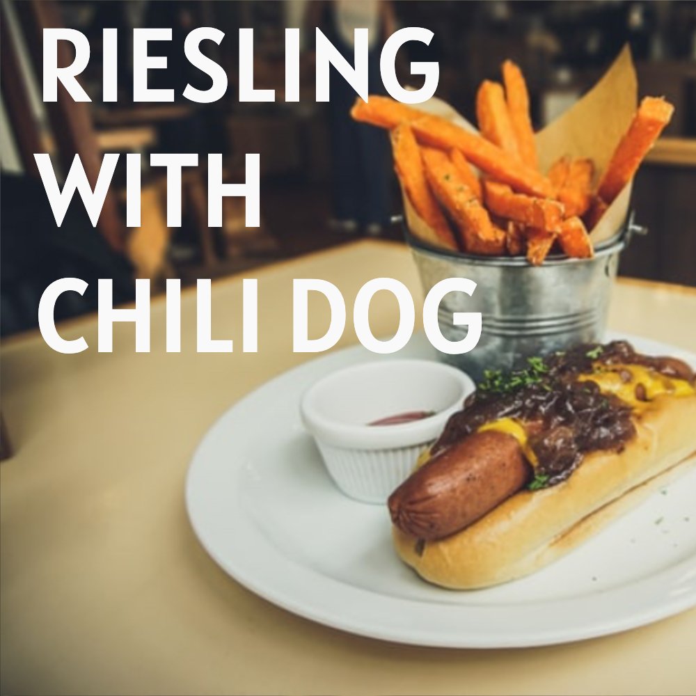 onepalate's tweet photo. Definitely try this - Riesling &amp; Chili Dogs. What's your favorite pairing with chili dogs? 🗨️👇

Want instant access to wine and food pairings? Download Grape Base today. https://t.co/1NzOwSOppY

#riesling #whitewine #chilidogs https://t.co/FCdXYANp6b