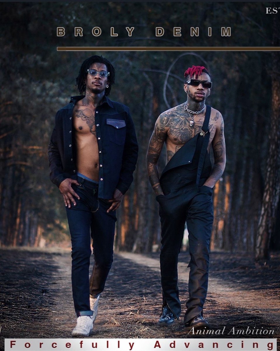 Sinenhl08263687's tweet photo. We are so proud of you President 🔥🔥🚀🚀💃💃💃🥰🥰

#ThembaBrolyDenim
BROLY DENIM THE BRAND
ROUGH INK TATTOOS https://t.co/RWovO5hcRg