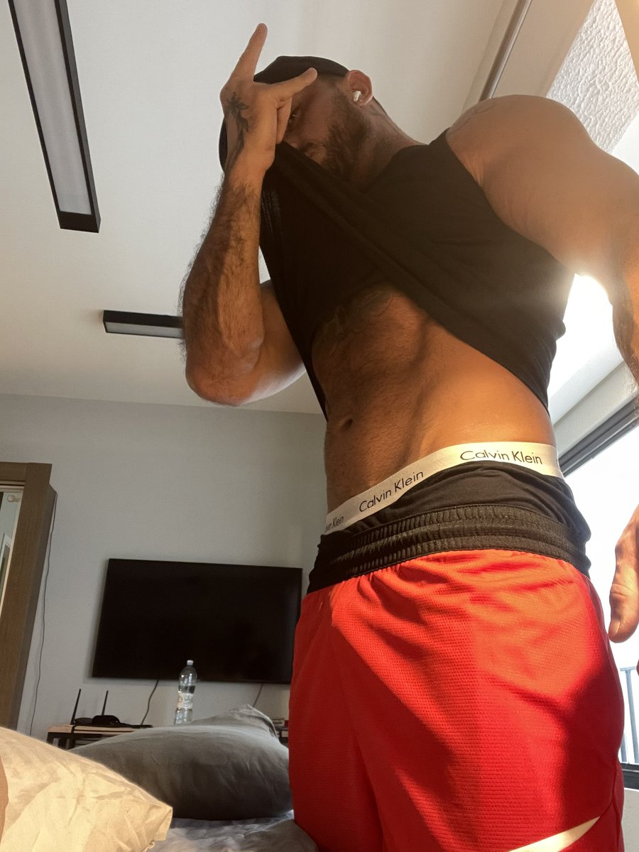 onlyfans.com/joaolucasxxx