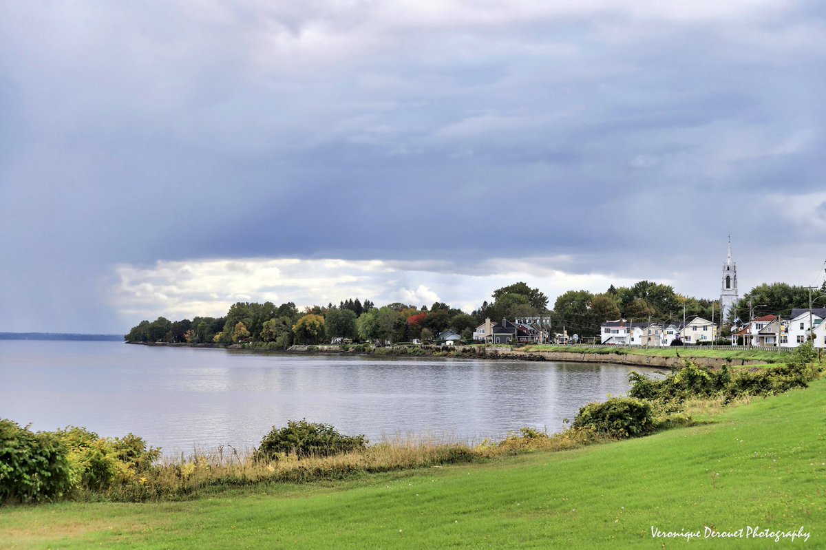 vederouet's tweet photo. 🇨🇦 Batiscan along the river Saint-Laurent
Quebec, Canada
Veronique Derouet 09/2022
#canada #quebec #Batiscan #riversaintlaurent @ThePhotoHour https://t.co/ncXmoULBph