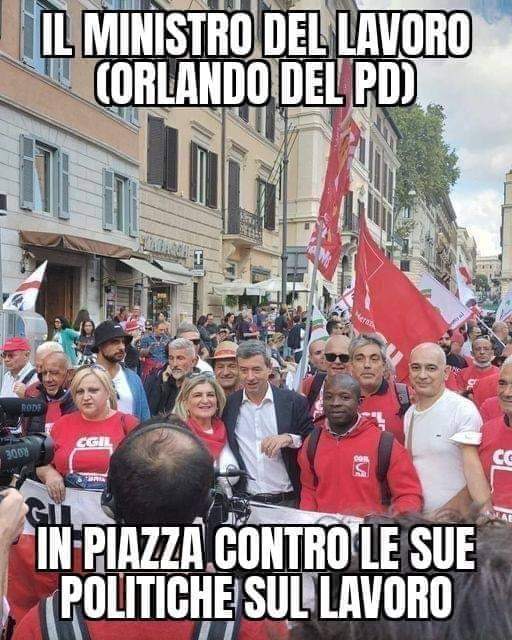 DiegoFusaro's tweet photo. La nuova frontiera del dadaismo politico: manifestare contro se stessi. https://t.co/LD2cul7jVY