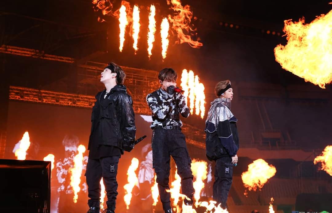 tanseok's tweet photo. 11. favourite rap line song? https://t.co/BpIoKBeIAw