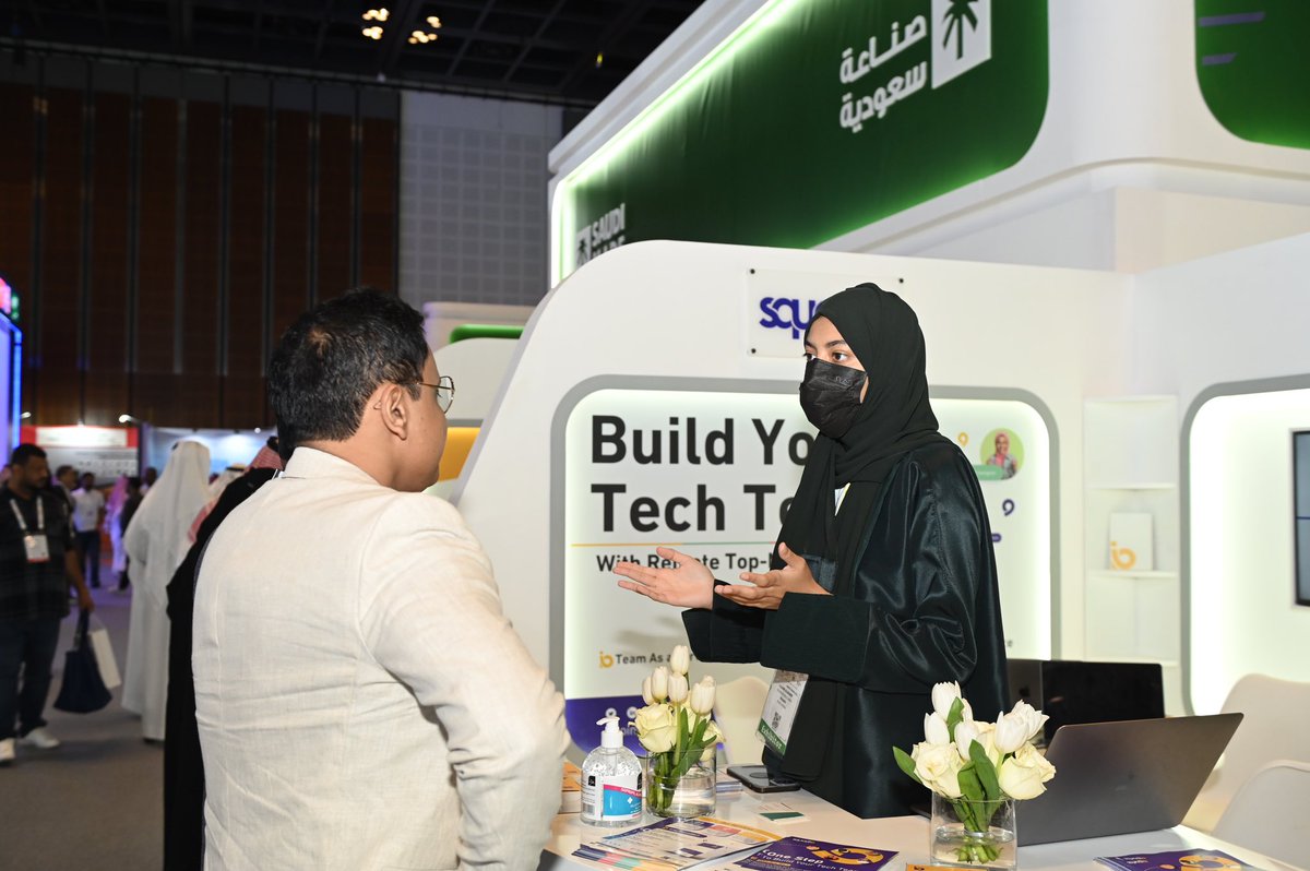 SaudiProject's tweet photo. #الصادرات_السعودية @saudiexports تشارك في معرض #جيتكس بدبي تحت هوية #صنع_في_السعودية؛ لتستعرض حلولًا تقنية واتصالية تقدمها أكثر من 33 شركة وطنية https://t.co/ofibx3itAb