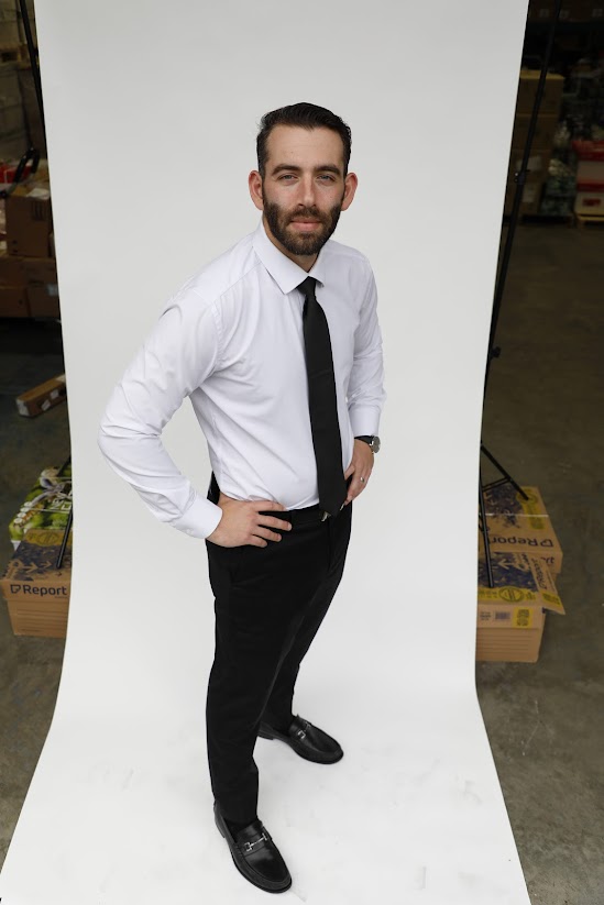 BenjaminOffice's tweet photo. Over the next couple of weeks, we will be posting about a very special and nostalgic photoshoot that may have you seeing double. A hint. Anyone remember a Regardie’s ad from 1986? Stay tuned…

#BOSS #recreation #customerservice #photoshoot #comingsoon https://t.co/2osVnnWqzx