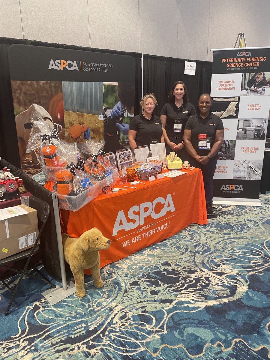 If you’re in the area of the ⁦<a href="/FDIAI2022/">FDIAI</a>⁩ conference, stop by to visit the ⁦<a href="/ASPCA/">ASPCA</a>⁩ Forensic team! We are working with a local therapy dog team and are providing free puppy cuddles. #CSI #Forensics