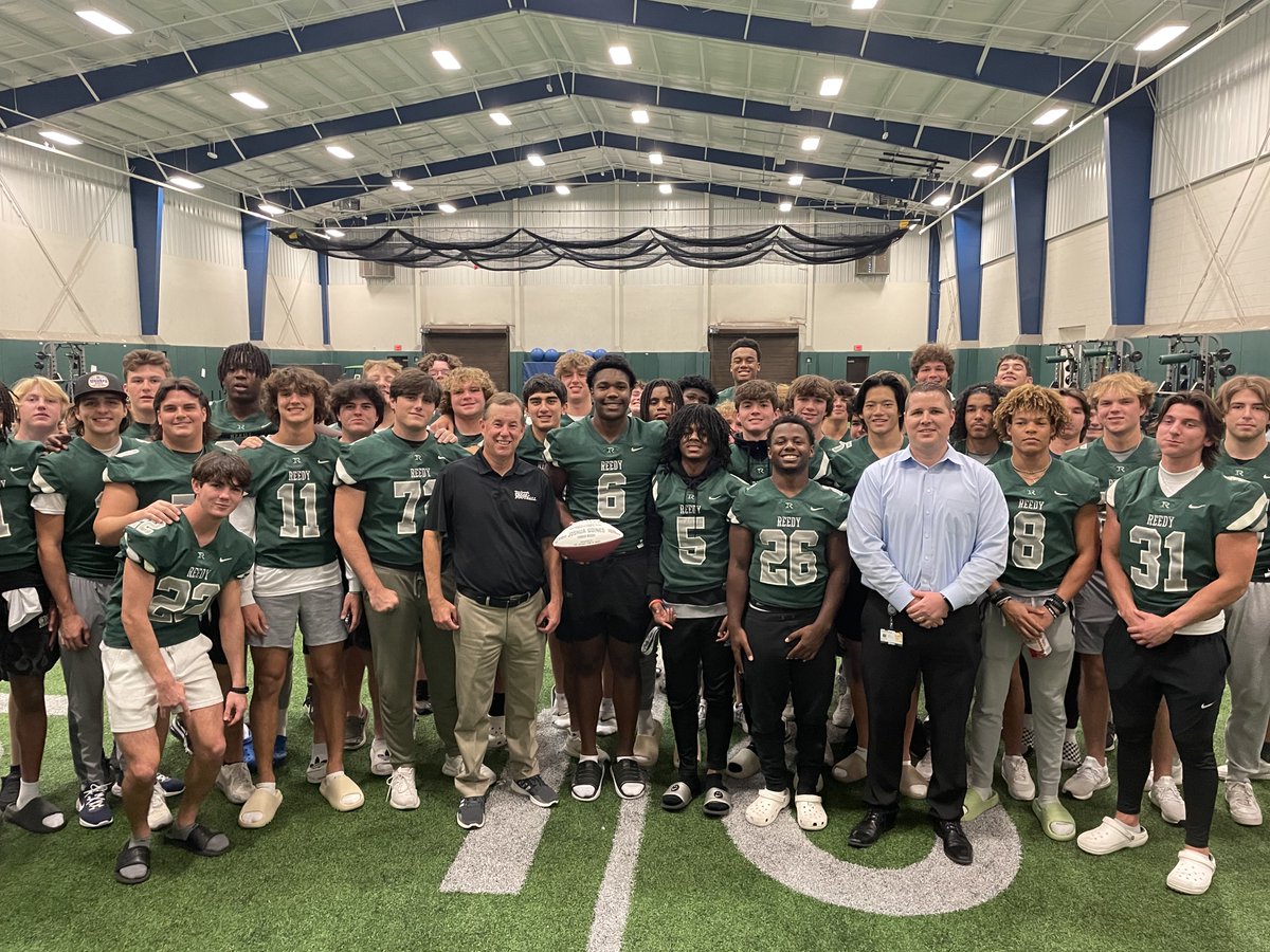 Joshua Goines and his Frisco Reedy Football teammates celebrate him winning the Dave Campbell's Impact Leadership Award. Special thanks to Geoffrey Eglen and his teammates from @fnbo for powering this program each season. @RHS_FBRecruits @ReedyLions @friscoisd