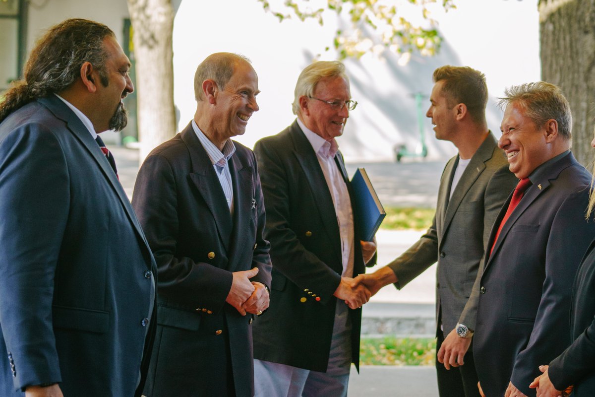 RoyalFamily's tweet photo. 🇷🇴 The Earl of Wessex has arrived in Romania for The Duke of Edinburgh’s @intaward 14th International Forum.
 
Held every three years, the Forum brings together international leaders to discuss and plan the future growth of the Award worldwide.

🔗 https://t.co/Xwix15lET7 https://t.co/TRpgcMnH57