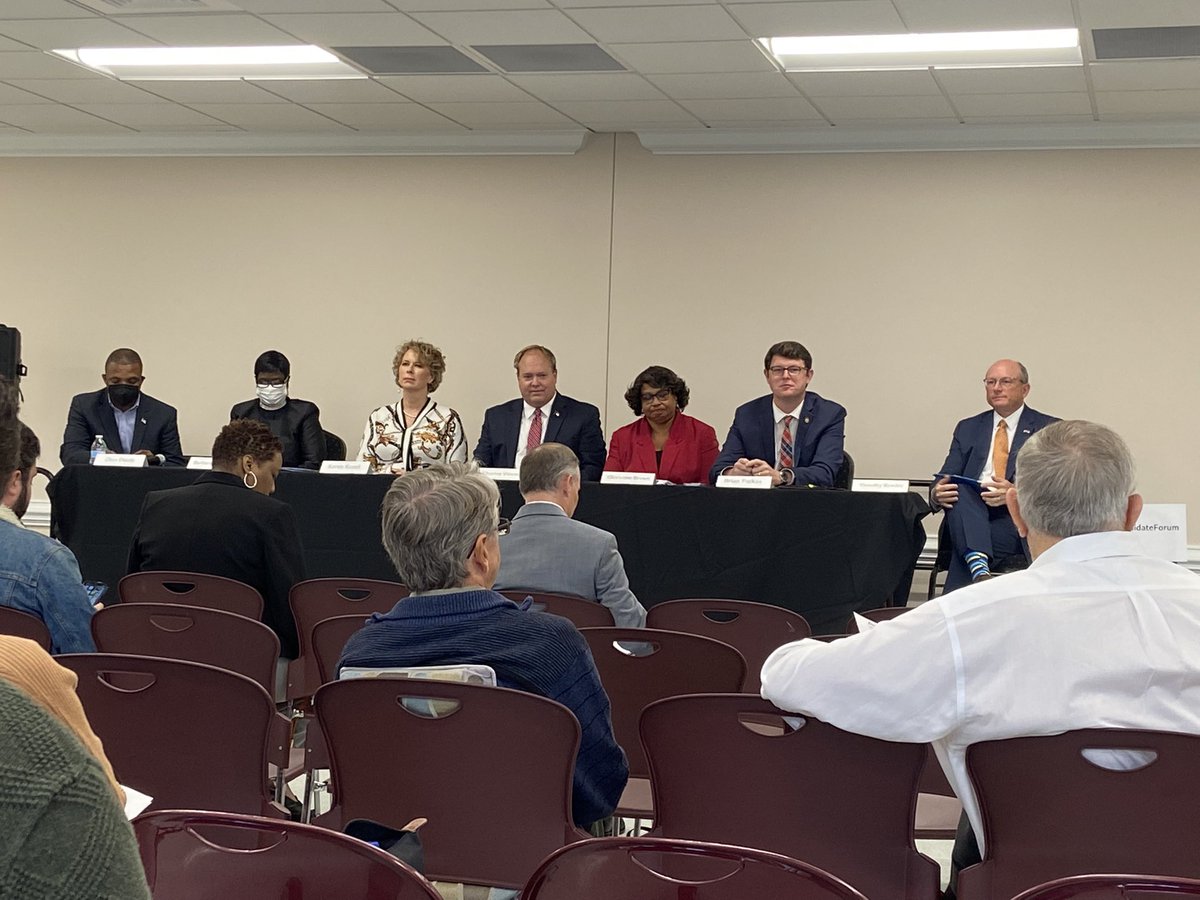 sampsonNCstop's tweet photo. Listening to what the candidates have to say during the Candidates Forum. #pittcandidateforum https://t.co/KwmnWezF2J