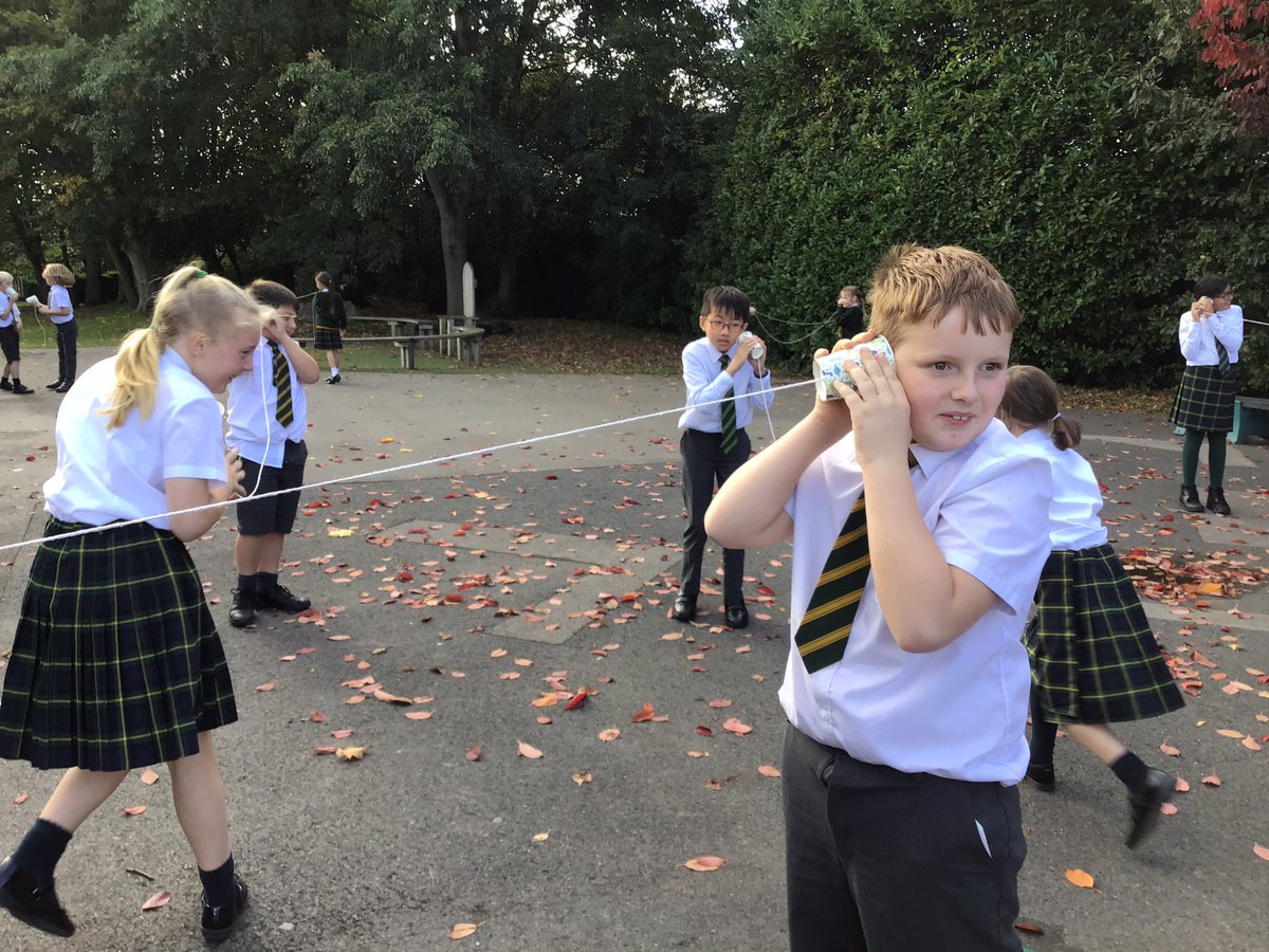 laceygreenpa's tweet image. Year 4 have made string telephones this afternoon to help them understand how sound travels over longer distances. #LGPAScience