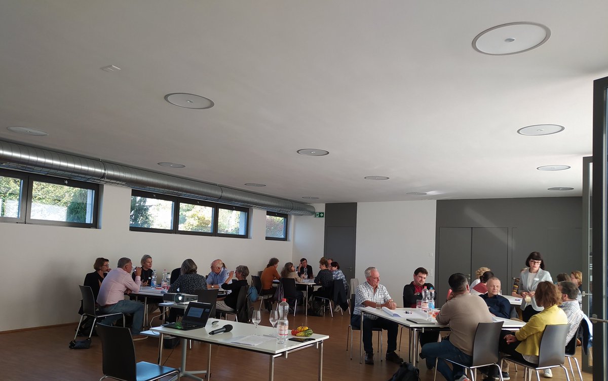 Bei guter Beteiligung organisierte <a href="/inspire_bl/">INSPIRE</a> das 8. Stakeholder Treffen in Oberwil. Wir diskutierten darüber, wie die Rekrutierung durch die Zusammenarbeit mit den Stakeholders verbessert werden kann.@NursingUnibas