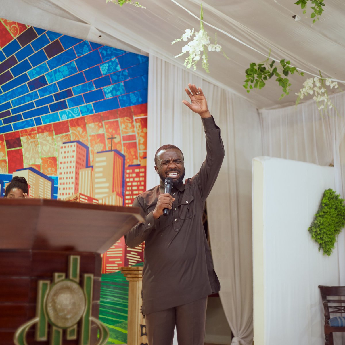 icgcagapetemple's tweet photo. May your words give authority to the heavens to work on your behalf in Jesus name.
#newweek
#newblessings
#Declarationoffaith https://t.co/qg7Br623Hd