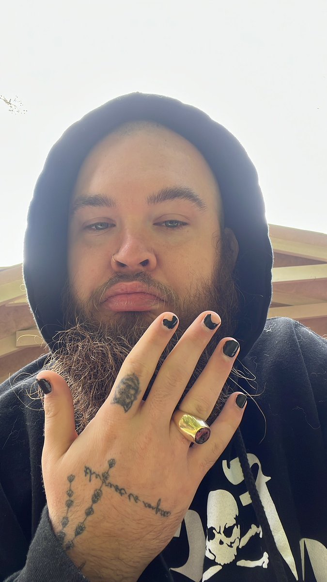 DivaTequila_'s tweet photo. @Sethrogen @mattygdavis if your nails aren’t painted, your soul is tainted 

pop off Seth ily https://t.co/6JTwM7Xlrq