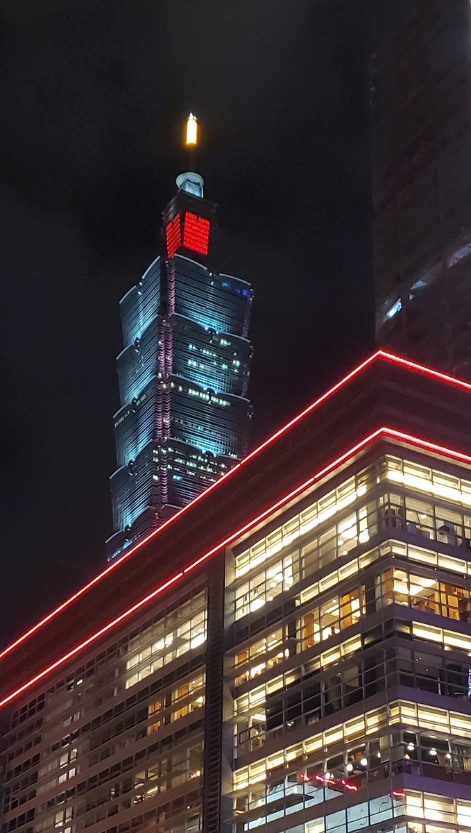 เนื่องจากวีคนี้ #ไต้หวัน เปิดประเทศแล้ว
เธรดนี้จะมารวบรวมมารยาท และกฎพื้นฐาน และเกร็ดเล็กๆน้อยๆ ในไต้หวันที่ นทท.ไทยควรรู้ค่ะ!! ช่วยรีกันเยอะๆนะ 
#เที่ยวไต้หวัน #รีวิวไต้หวัน #ไต้หวันเปิดประเทศ