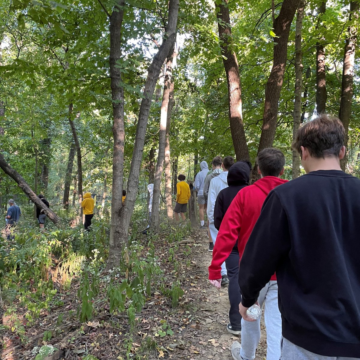 Please pray again for sophomores and their leaders who are headed to @PESCLouisville today for the Our Place in Nature Retreat. They will walk trails, learn from each other, and gain a new understanding for their place in this world. #WeAreStX