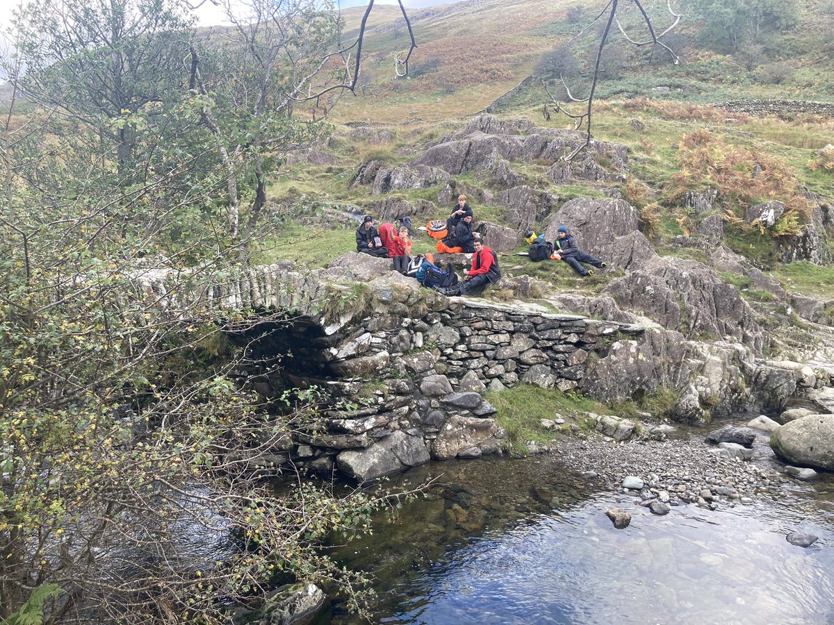 SharnbrookOE's tweet photo. Final pics of Day 3 - great day for walking in the Lakes and the photos don’t do it justice really. Day 3 competed and all students safe in camp #dofe #going4gold #lovingthelakes #perseverance https://t.co/Wg4HPYdgZi