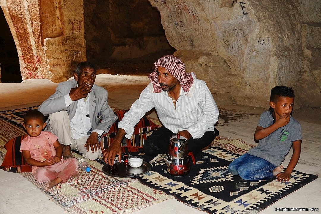 masumsuer's tweet photo. Historical Bazda caves in city of Urfa, 2022 
#urfa #şanlıurfa #masumsuer #bazda #caves #historic #travel #travelphotography #turkey #documentary #Photography @Sony_Turkiye #sony #sonyrx  #nationalgeographic #architecturephotography https://t.co/z4Ss78SyuG